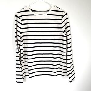 Amazon Essentials Black and White Striped Tee